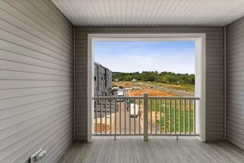 Exterior - 719 Iron Forge Rd UNIT B, Frederick, MD 21702 photo 4 of 5
