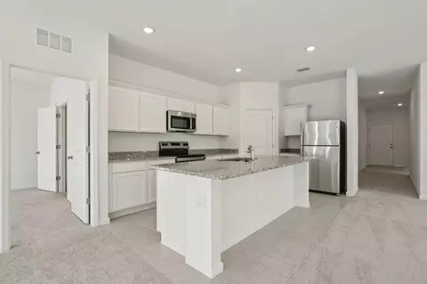 Kitchen - 10054 W Devonshire Ave, Phoenix, AZ 85037 photo 3 of 3
