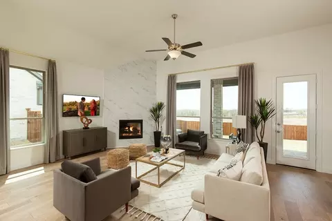 Living - 616 Donegal Dr, Celina, TX 75009 photo 1 of 3