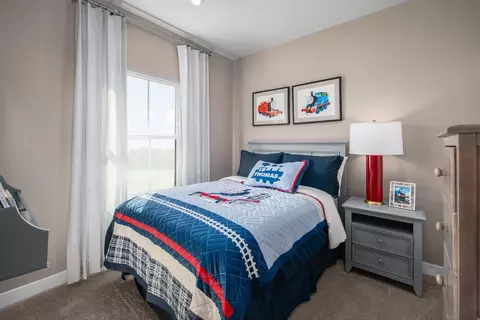 Bedroom - 7137 Sollers Point Rd, Baltimore, MD 21222 photo 4 of 10