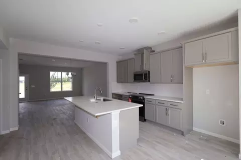 Kitchen - 1413 Hyde St, Saint Cloud, FL 34771 photo 2 of 3