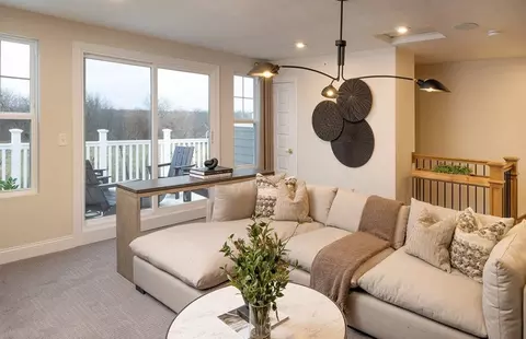 Living - 1708 Espacio Dr, Naperville, IL 60563 photo 2 of 2