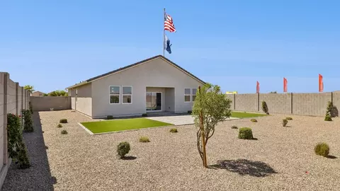 Exterior - 9648 S Caballo Dr, Apache Junction, AZ 85120 photo 4 of 15