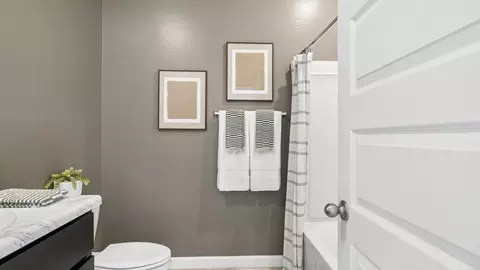 Bath - 9648 S Caballo Dr, Apache Junction, AZ 85120 photo 3 of 11