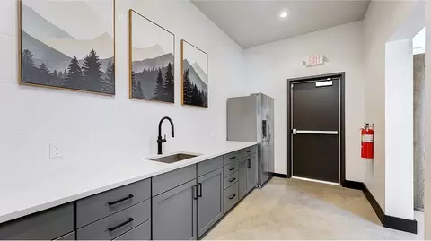 Kitchen - 1775 N Truman Ave, Eagle, ID 83616 photo 4 of 6