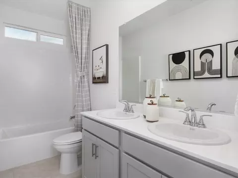 Bath - 11467 Sheehan Ln, Beaumont, CA 92223 photo 1 of 1