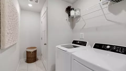 Other - 63127 NE Henningsen Pl, Bend, OR 97701 photo 3 of 9