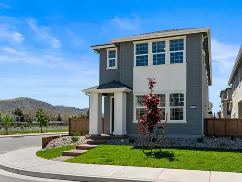 1383 Vine Gate Rd, Carson City, NV 89701