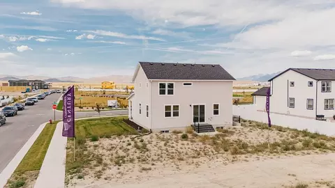 Exterior - 322 E Clear Granite Way, Eagle Mountain, UT 84005 photo 2 of 7