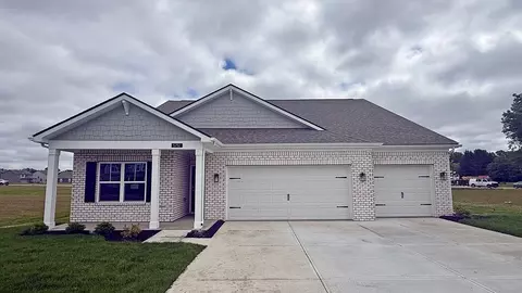 5751 Bancroft Dr, Pendleton, IN 46064