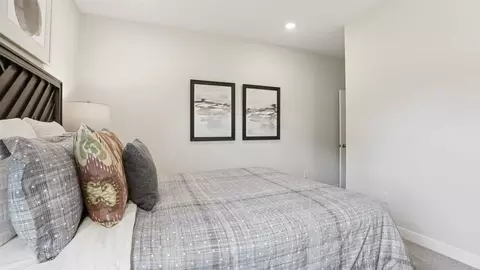 Bedroom - 5751 Bancroft Dr, Pendleton, IN 46064 photo 11 of 16