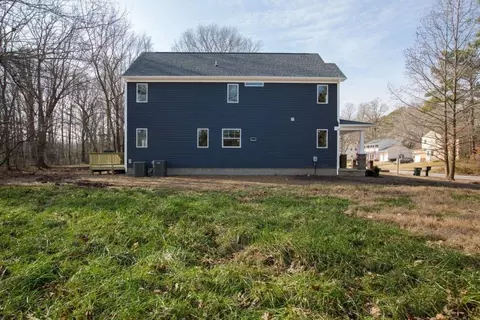 Exterior - 234 Hall Rd, Hampton, VA 23664 photo 12 of 17