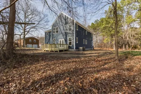 Exterior - 234 Hall Rd, Hampton, VA 23664 photo 5 of 17