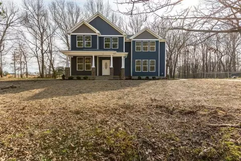 Exterior - 234 Hall Rd, Hampton, VA 23664 photo 8 of 17
