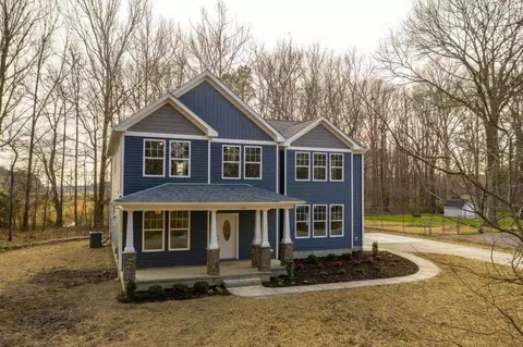 Exterior - 234 Hall Rd, Hampton, VA 23664 photo 2 of 17