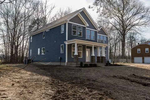 Exterior - 234 Hall Rd, Hampton, VA 23664 photo 6 of 17