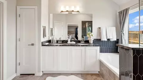 Bath - 16700 Flatlands Way, Celina, TX 75009 photo 3 of 7