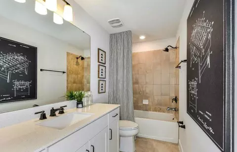 Bath - 3362 Yellow Leaf Cir, Spring Hill, FL 34609 photo 1 of 1