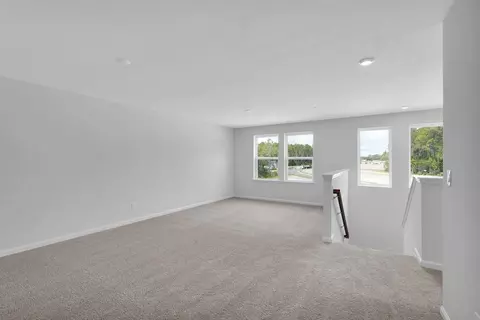Living - 96946 Mcgirts Creek Loop, Yulee, FL 32097 photo 4 of 7