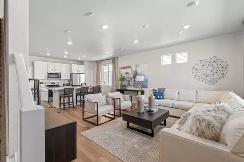 5852 Dakan Loop, Colorado Springs, CO 80927