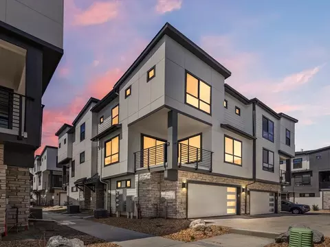 2020 S Holly St UNIT 3, Denver, CO 80222