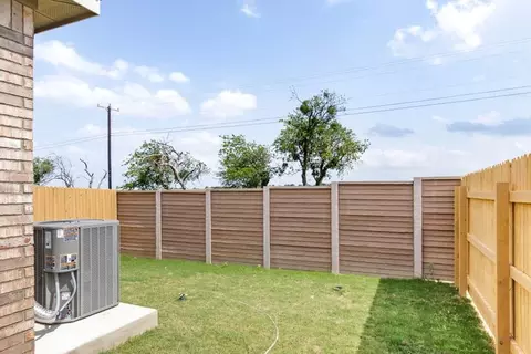 Exterior - 809 White Steppe Way, Georgetown, TX 78626 photo 1 of 3