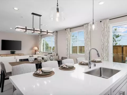 4303 Tribute Ln, Lincoln, CA 95648