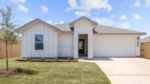 2926 Lynn Ln, Abilene, TX 79606