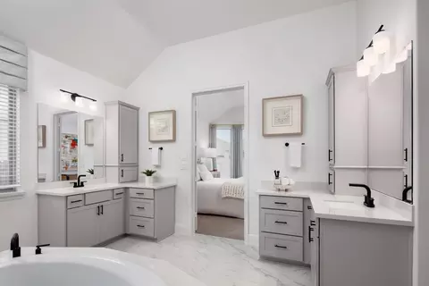 Bath - 32115 Pond Pine Ct, Spring, TX 77386 photo 5 of 8