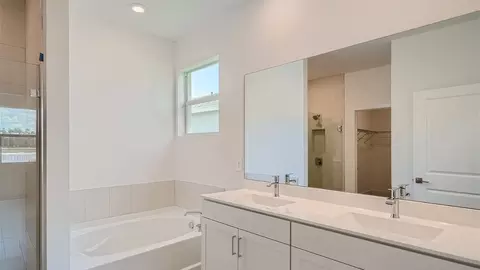 Bath - 6510 SE Park Trace Dr, Stuart, FL 34997 photo 1 of 11