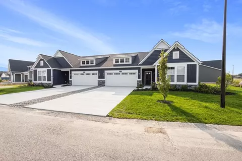 812 S Lake St, Whitehall, MI 49461
