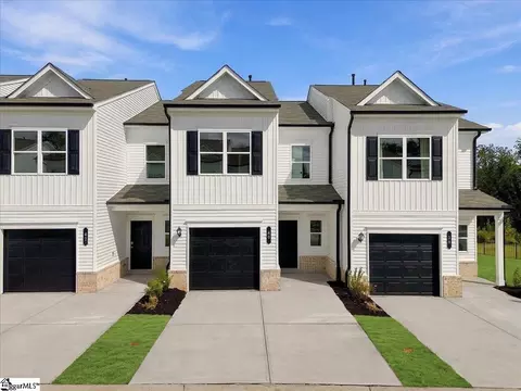 40 Lone Cypress St, Travelers Rest, SC 29690