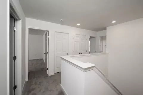 Entry Way - 333 Amber Dr, Lititz, PA 17543 photo 2 of 2