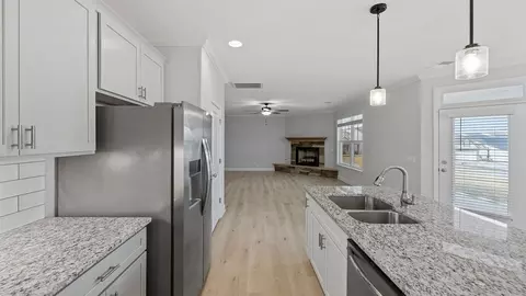 Entry Way - 2005 Lachaise Ln, Moore, SC 29369 photo 3 of 3