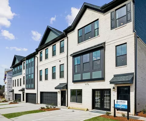 130 Midtown Rows Way, Fuquay-varina, NC 27526