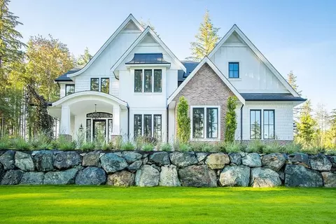 Jeremiah Ct, Hickory, NC 28601