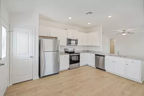 Kitchen - 18721 Quiet Range Dr, Elgin, TX 78621 photo 1 of 1
