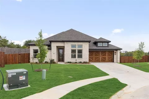 1044 Quincy Dr, Red Oak, TX 75154