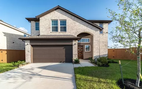 13405 Dalvay Beach Dr, La Marque, TX 77568