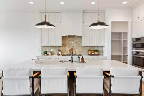 Kitchen - 497 N Morehouse Ave, Eagle, ID 83616 photo 5 of 6