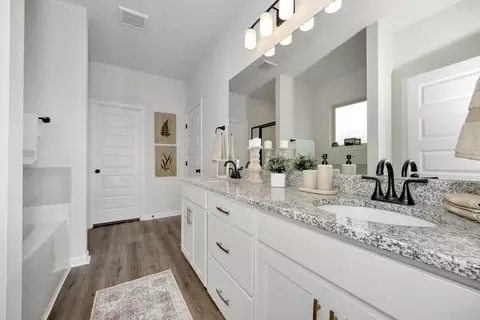 Bath - 200 Willie Sanders Dr, Madison, AL 35756 photo 1 of 6