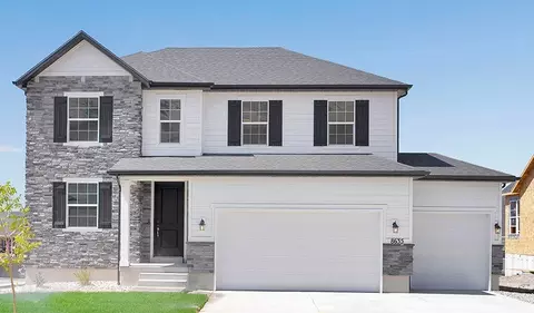 8635 N Halloran Ct, Lake Point, UT 84074