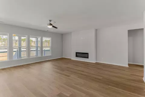 Living - 1 Lanier Ct, Pooler, GA 31322 photo 3 of 6