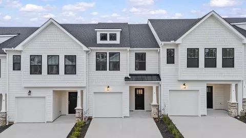 2 Redfield Pl, Simpsonville, SC 29681