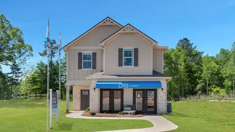 727 Lismore Dr, Opelika, AL 36804