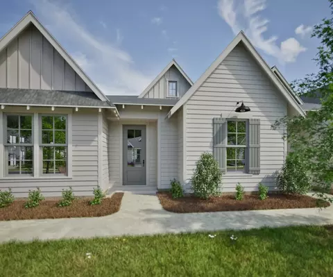 100 Firefly Ln, Opelika, AL