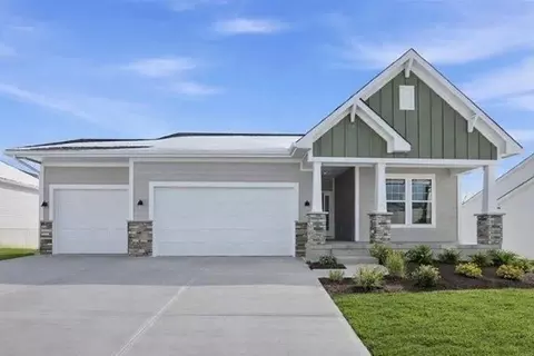 3017 NW 95th Ter, Kansas City, MO 64154