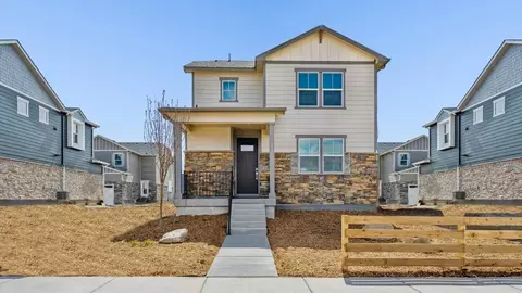 365 N Bersshine St, Watkins, CO 80137