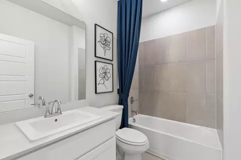 Bath - 1309 Rosaderos Rd, Haslet, TX 76052 photo 11 of 12