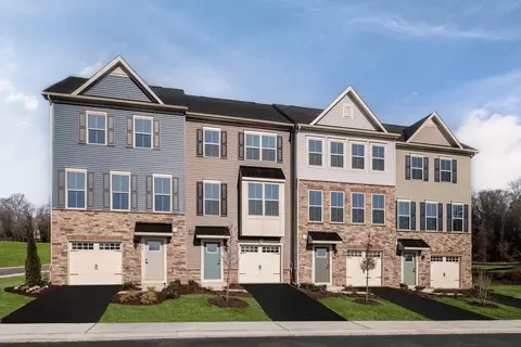 1741 Destrier St, Ranson, WV 25438